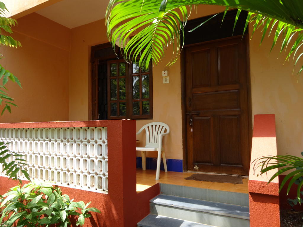 Pinto Guest House Candolim Zimmer foto