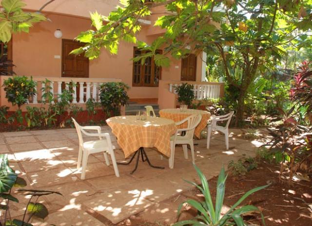 Pinto Guest House Candolim Zimmer foto